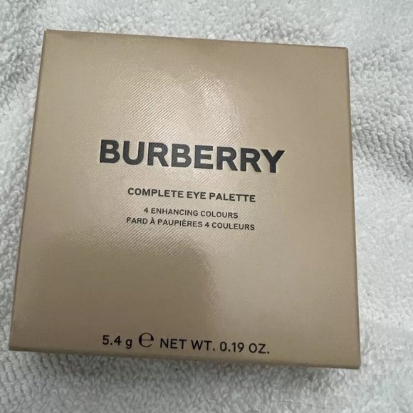 🎨BURBERRY COMPLETE EYE PALETTE  #02  MOCHA NEW IN BOX - Picture 4 of 6